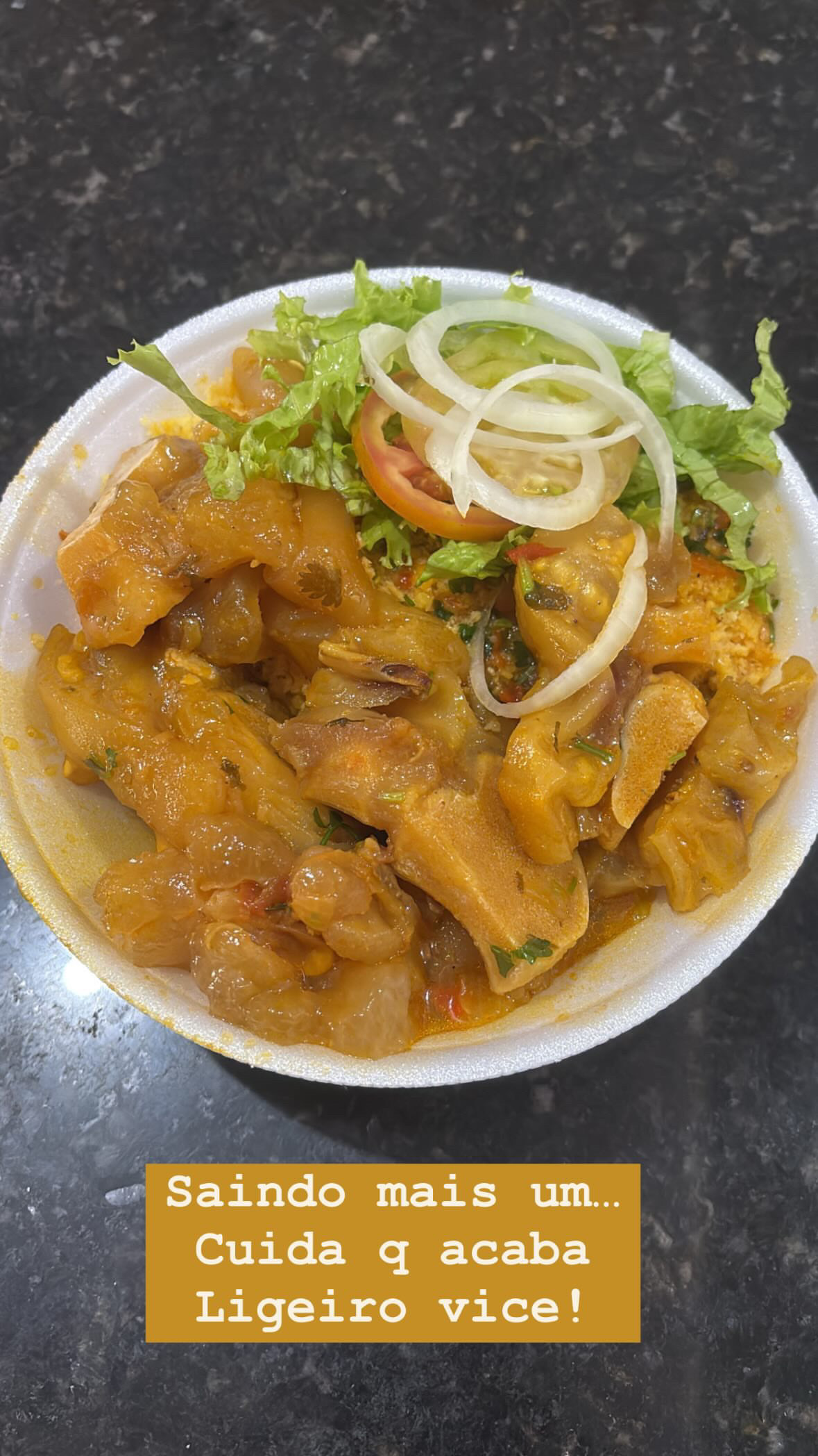 Cuscuz com Mocotó