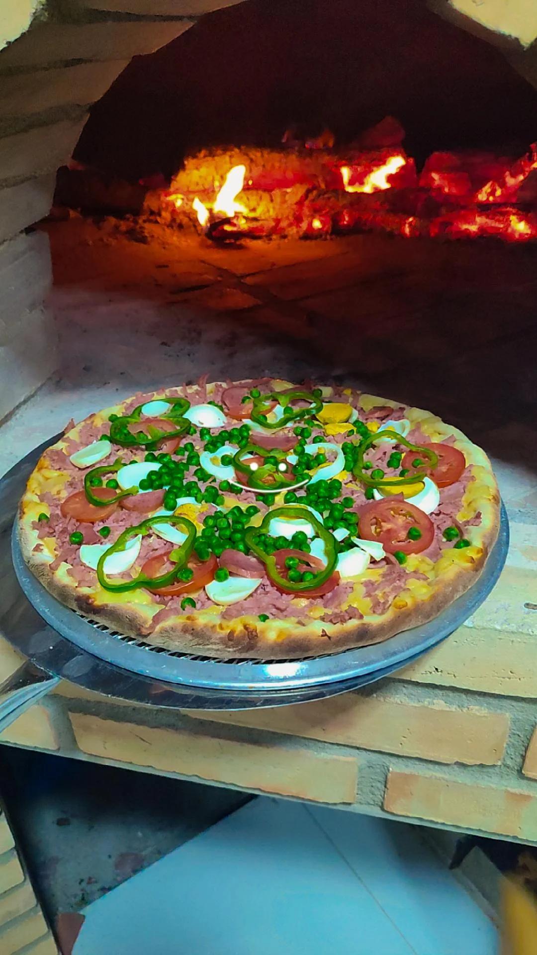 Pizza portuguesa