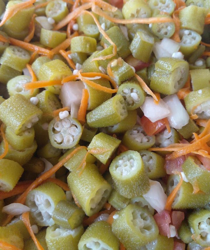 Salada de quiabo